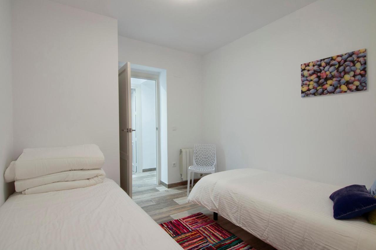 El Piso Del Arte...Un Espacio Muy Especial Y Unico Apartment Granada Bagian luar foto