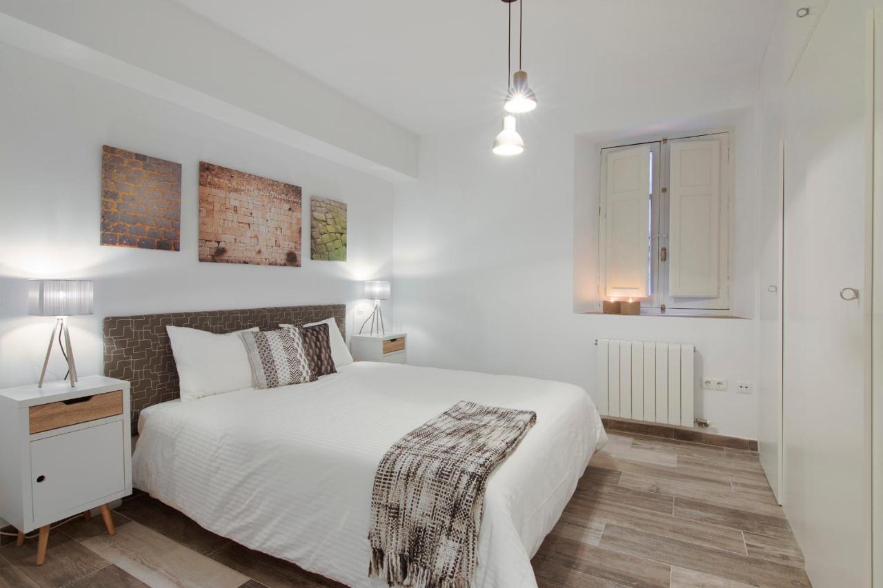 El Piso Del Arte...Un Espacio Muy Especial Y Unico Apartment Granada Bagian luar foto